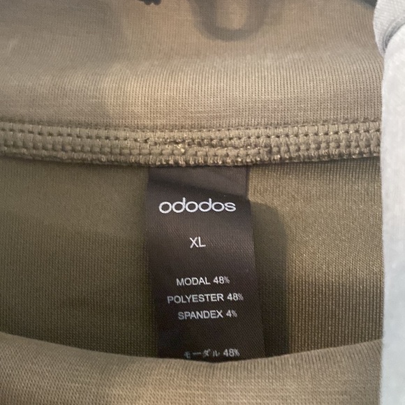 ADODOS WOMENS Turtle neck shirt size XL brand new color sage green length 27” - Picture 4 of 12